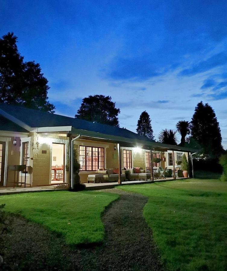 Cedar Garden Acomodação com café da manhã Underberg Exterior foto