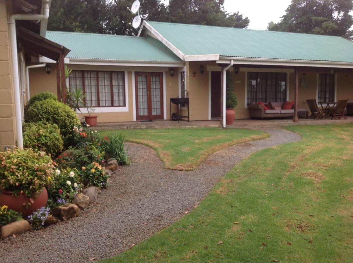 Cedar Garden Acomodação com café da manhã Underberg Exterior foto